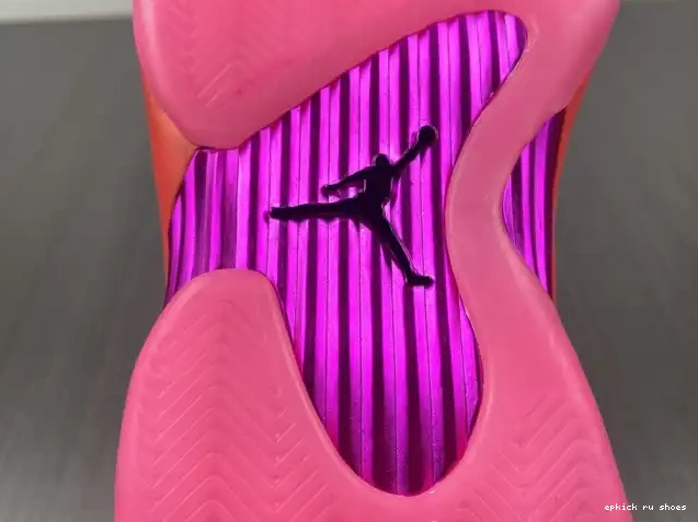 Cheap 14 Low (W) Shocking Jordan Pink DH4121-600 Retro 0506